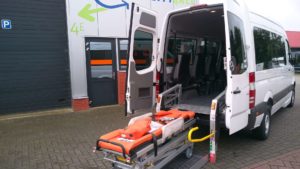Brancard ligtaxi van Mobility4all